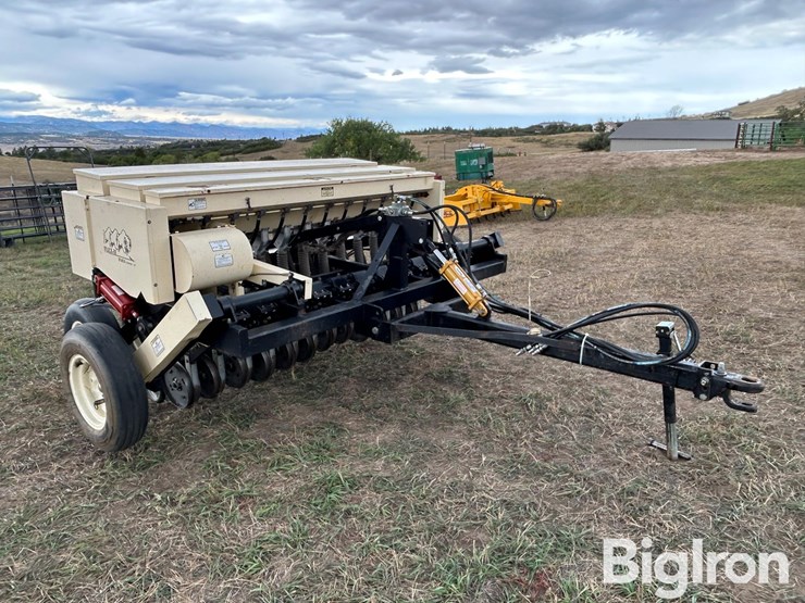 truax-flxii-812rt-drill-seeder-image-3