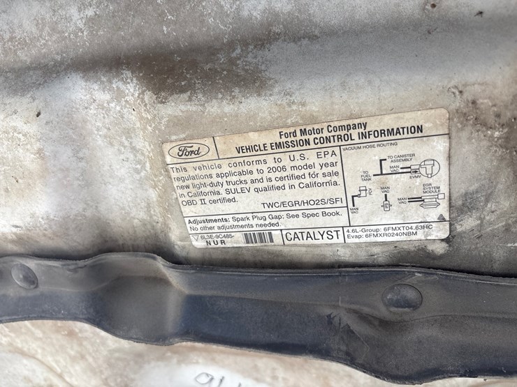 #58-•-2005-ford-f-150-supercab-pickup-truck-image-9