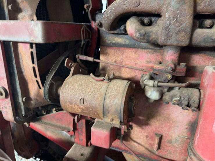 mccormick-56-t-square-baler-image-14