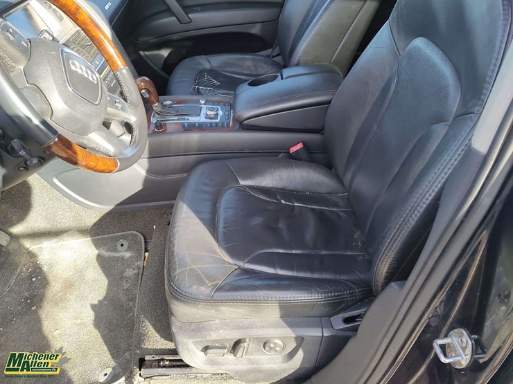non-operable-2007-audi-q7-awd-4.2-premium-quattro-4dr-suv-image-13