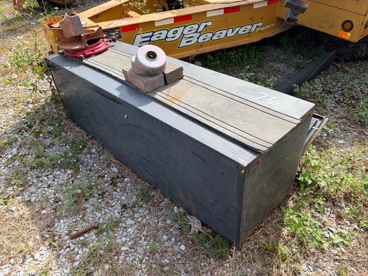 #76-•-heavy-duty-toolbox-image-2