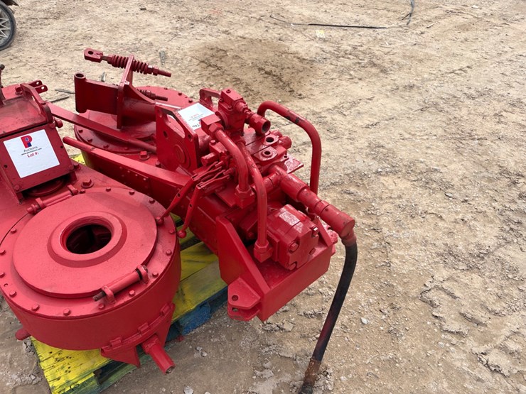 foster-58-93r-hydraulic-tubing-tong-image-3