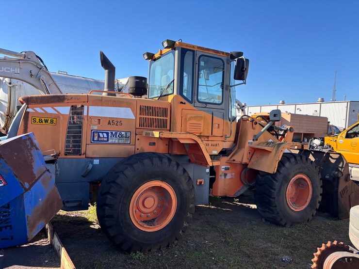 #7-•-doosan-dl250-articulated-wheel-loader-image-3