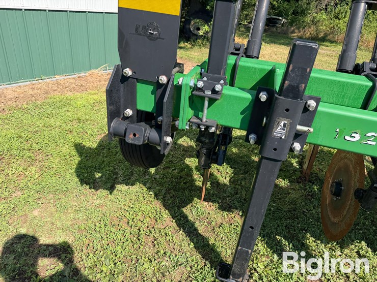 unverferth-zone-builder-132-subsoiler-image-16