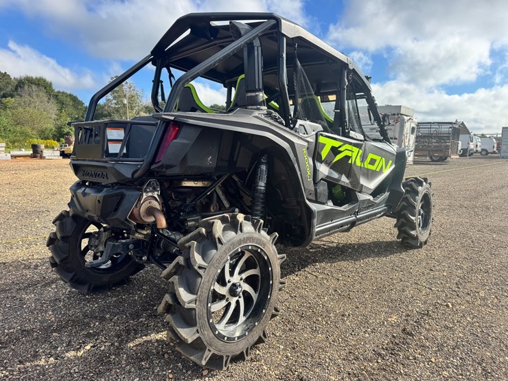 #255-•-2021-honda-talon-image-5