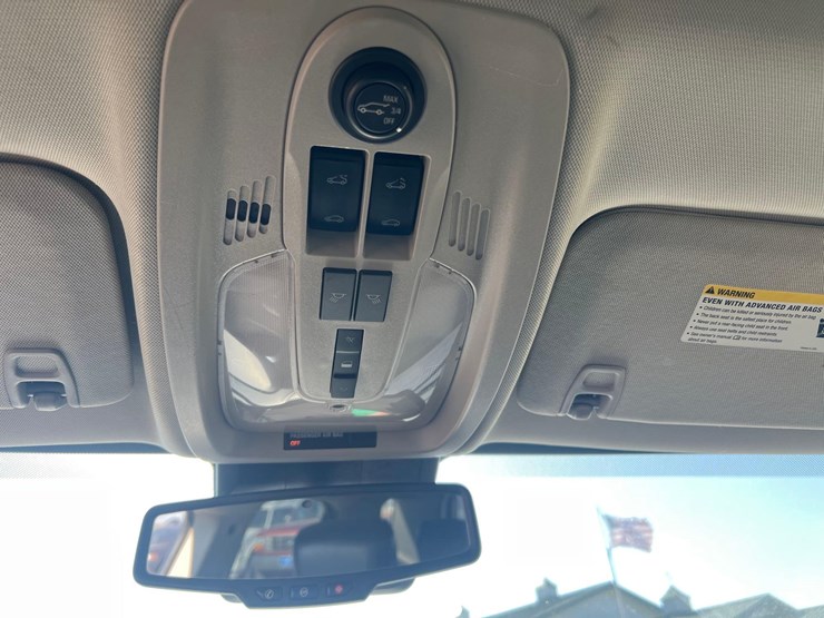 2012-chevrolet-equinox-suv-image-15