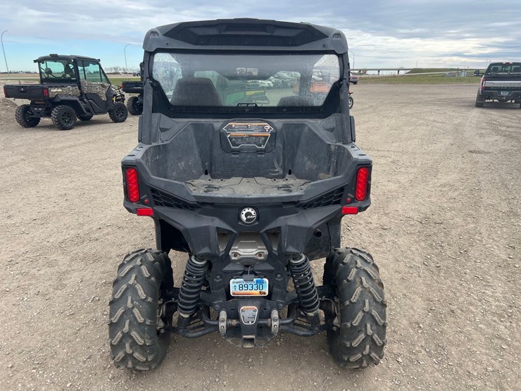 2020-can-am-maverick-utv-image-6