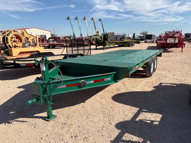 2011-big-tex-20’-x-102”-t/a-bumper-pull-utility-trailer-image-2