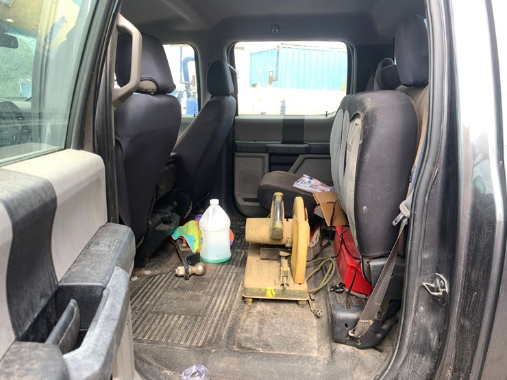 2018-ford-f-250-super-duty-xl-4wd-crew-cab-pickup-image-8
