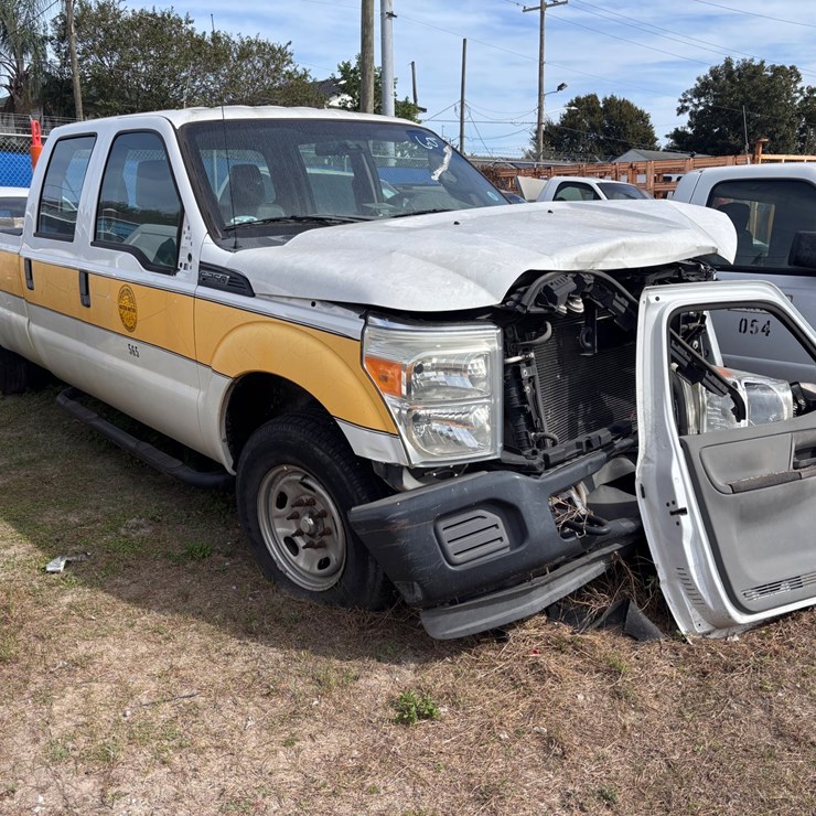 #60 • Ford F-250 Super Duty Crew Cab Pickup Truck