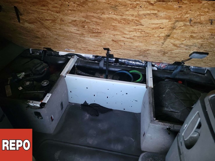 non-operable-2022-international-lt625-t/a-wet-kit-day-cab-tractor-image-29