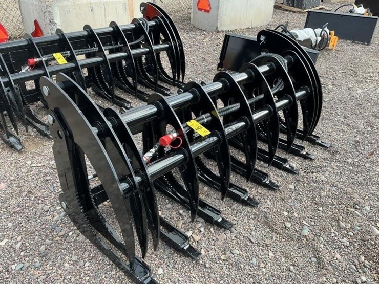 2026-giyi-72in-log-grapple-for-skid-steer-image-1