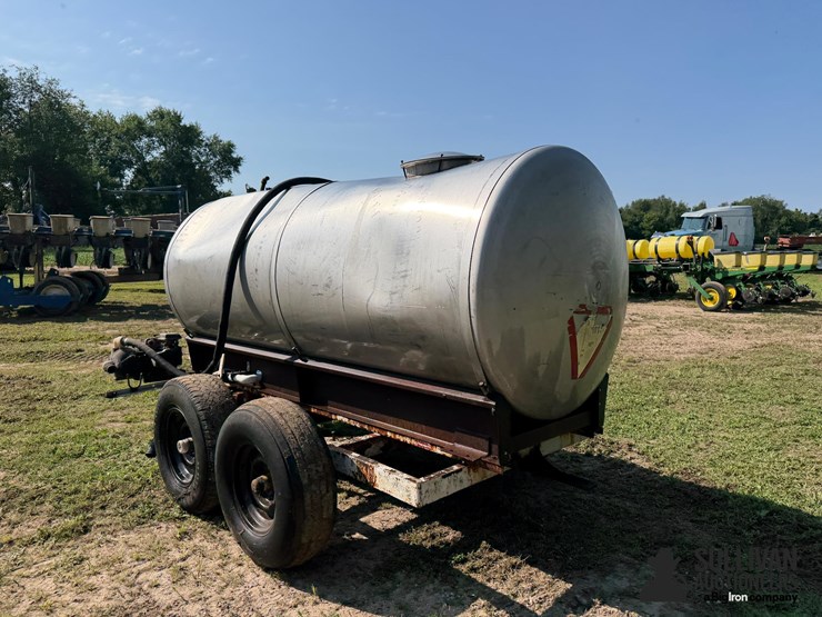 1,050-gal-stainless-steel-t/a-nurse-tank-image-7