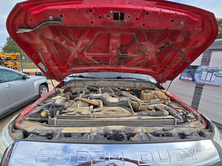 #27076-•-2011-ford-f-350-pickup-truck-(nonrunner)-image-13