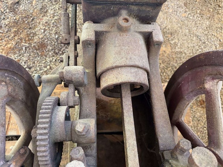 associated-2hp-gas-engine-image-13