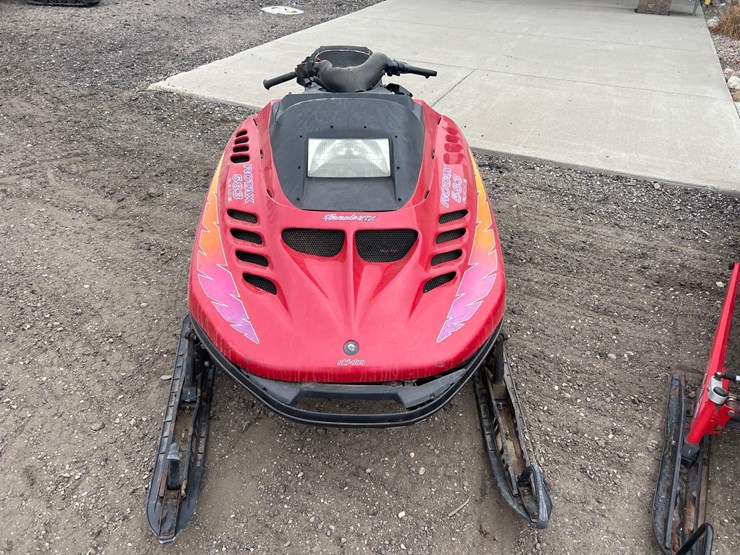 1993-ski-doo-380-snowmobile-image-2