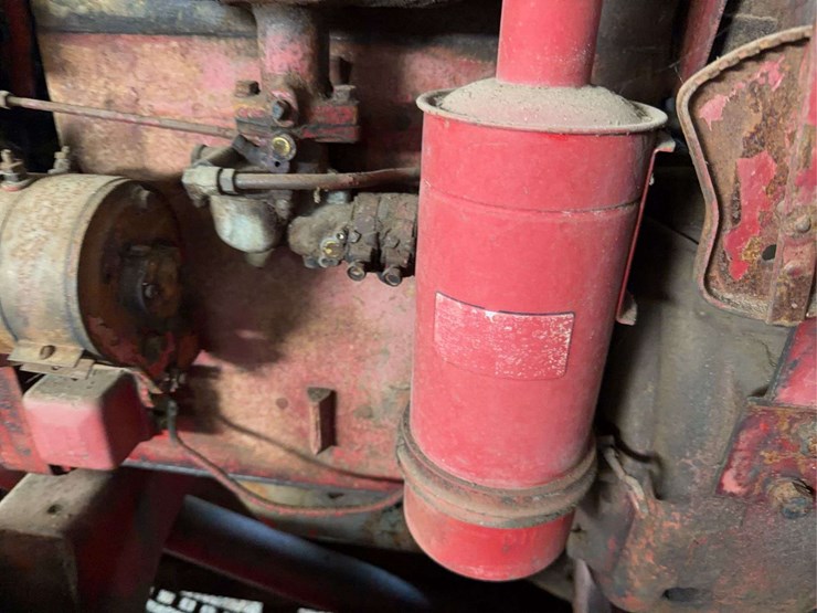 mccormick-56-t-square-baler-image-13