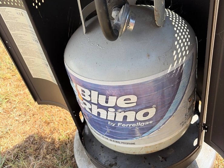 #3-•-propane,-outdoor-heater-tower-image-4