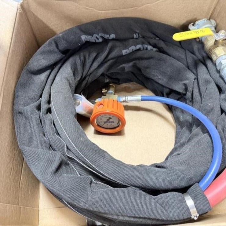30' Plug Inflation Hose Kit with Gauge UNUSED