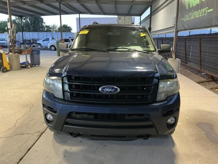 2015-ford-expedition-suv-image-3