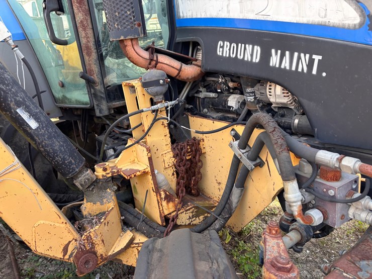#48-•-new-holland-tractor-with-tiger-boom-mower-attachment-image-11