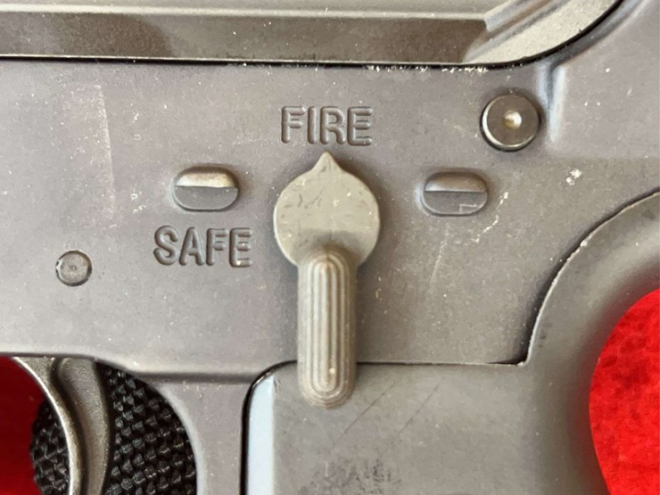 anderson-am-15-5.56-semiauto-rifle-image-18