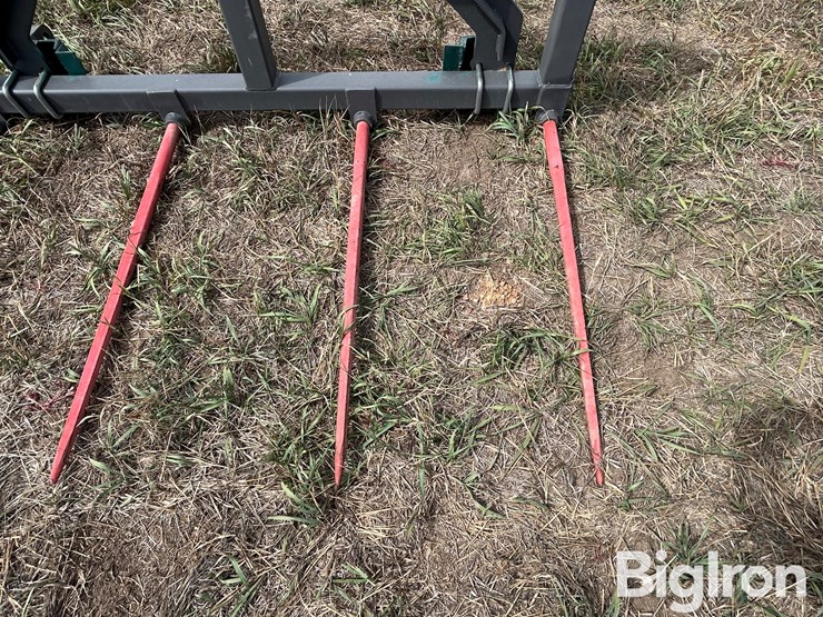 weiss-master-quick-hitch-4-prong-square-bale-spear-attachment-image-16