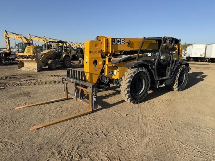 2018-jcb-509-42-telescopic-reachlift-image-1