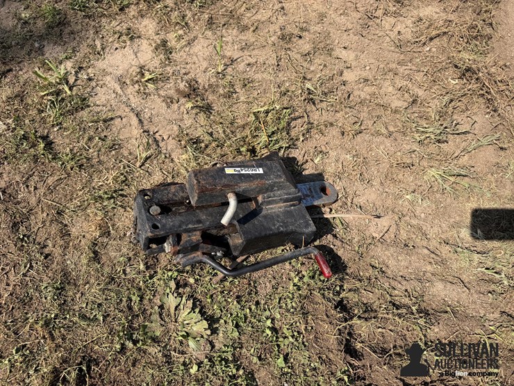 spring-loaded-reese-receiver-cushion-hitch-image-5