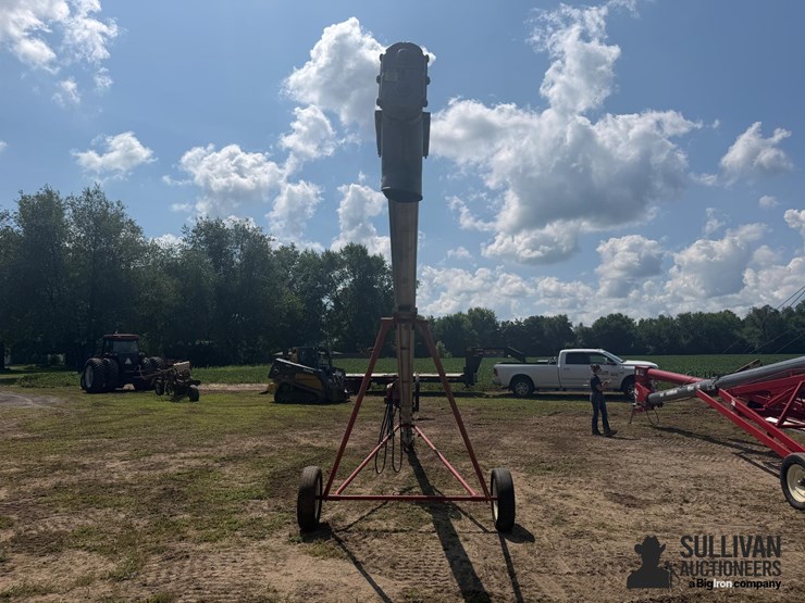hutchinson-30’-auger-image-6