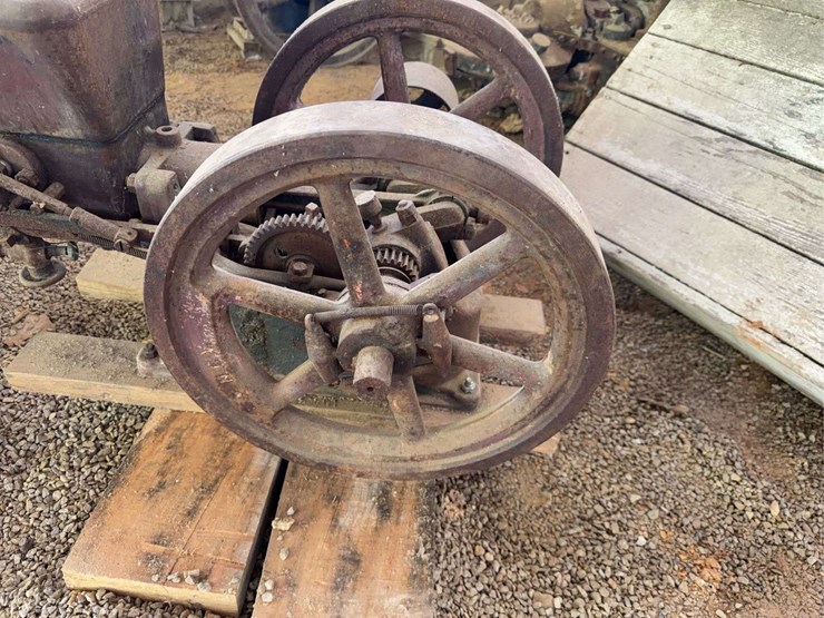 associated-2hp-gas-engine-image-11