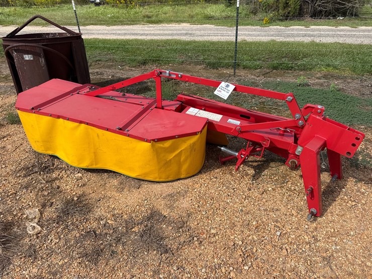 #107-•-tar-river-implements-bdr-165-hay-mower-5'-image-1