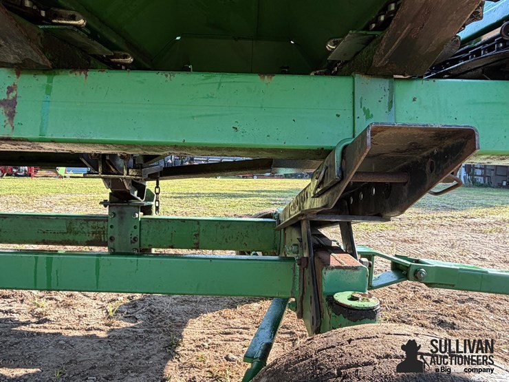 john-deere-644-6r36"-corn-head-w/unverferth-ht25-cart-image-18