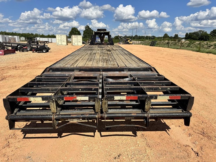 #270-•-2017-red-rhino-32'-gooseneck-flatbed-image-6