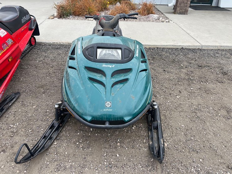 1996-ski-doo-snowmobile-image-2