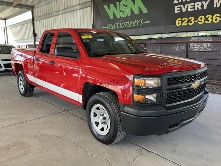 2015-chevrolet-silverado-1500-p/u-image-2