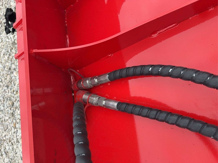 6’-red-skid-steer-brush-cutter-attachment-image-3