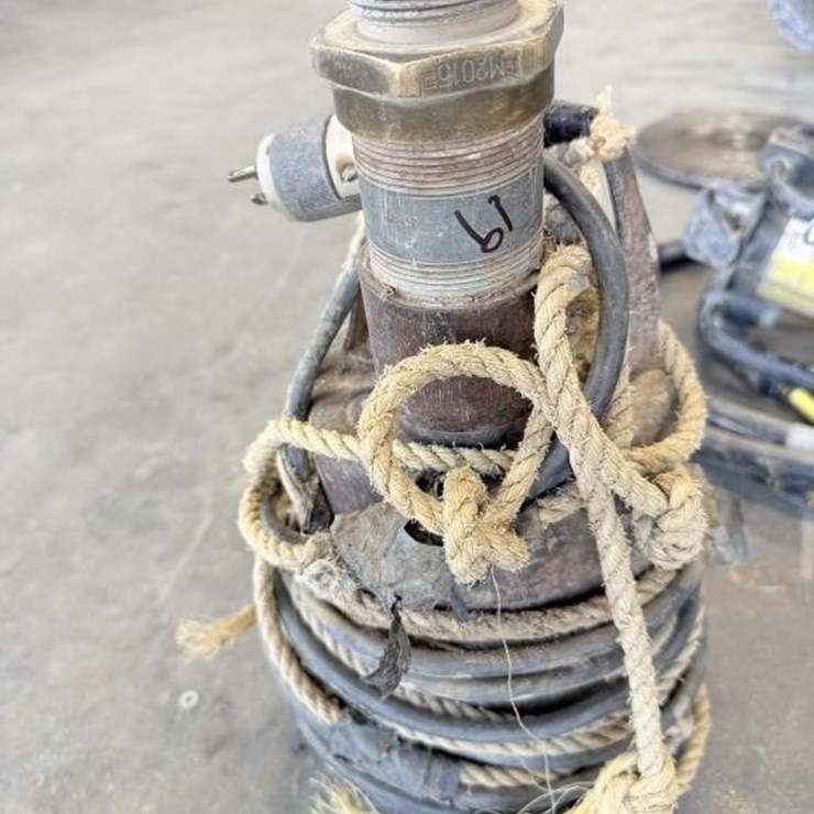 Submersible Pump