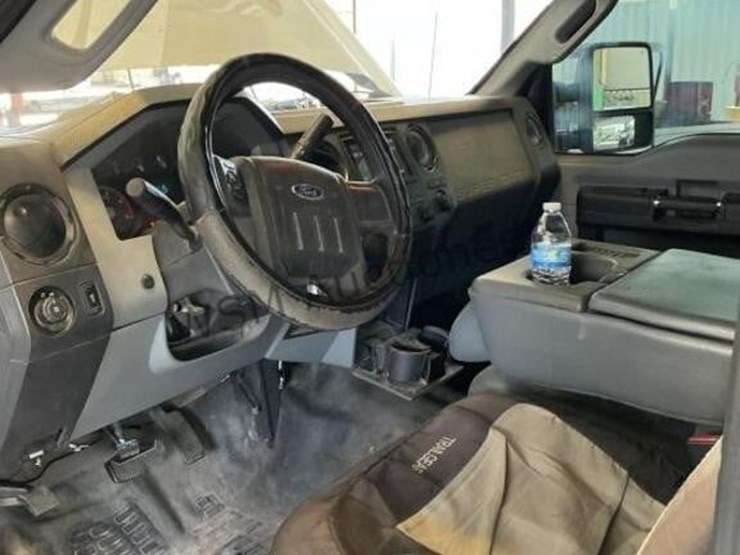 2011-ford-f-250-super-duty-p/u-image-22
