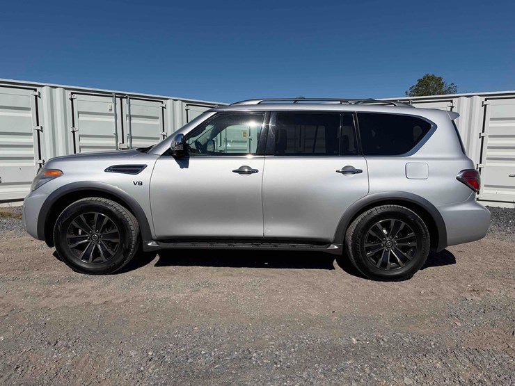 2017-nissan-armada-suv-image-11