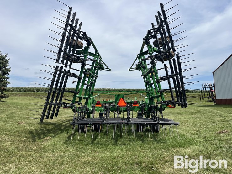 2011-john-deere-2210-31'5"-field-cultivator-image-6