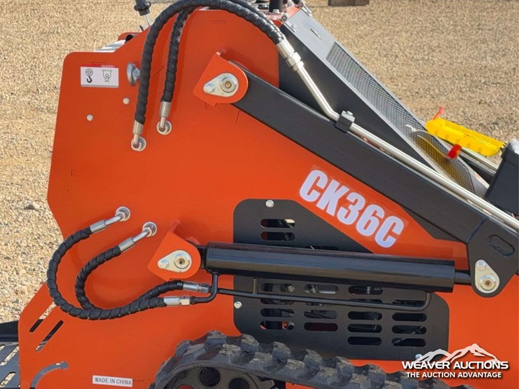 2026-captok-skid-steer-loader-image-18