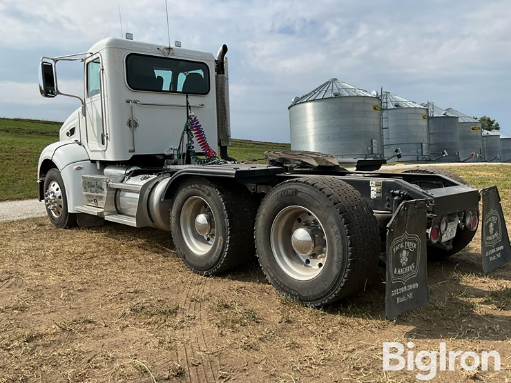 2014-peterbilt-384-t/a-truck-tractor-image-7