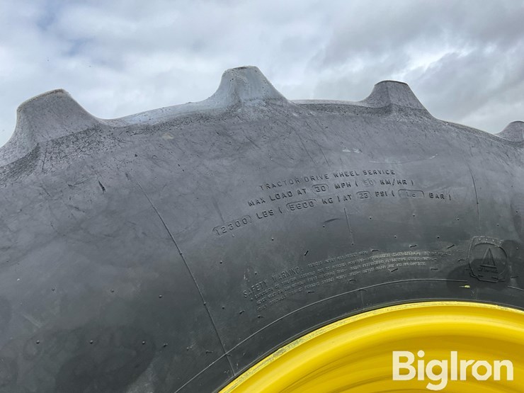 firestone-710/70r42-sprayer-flotation-tires-on-jd/titan-rims-image-12