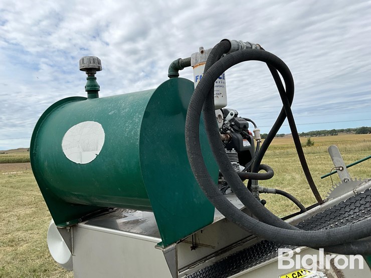 2012-doyle-stainless-steel-conveyor/field-unloader-image-16