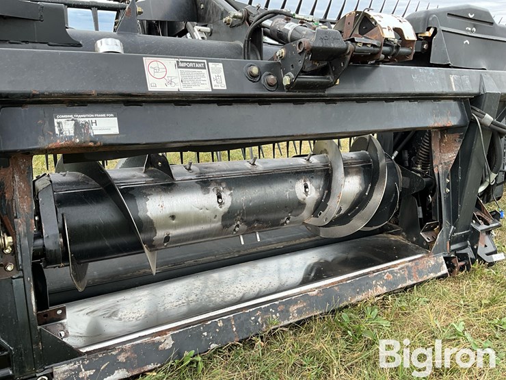 2011-case-2162-40’-flex-draper-header-image-12