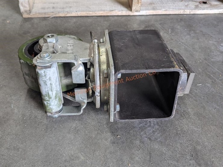 6"-hd-albion-caster-wheels-w/-sb-container-locks-image-10