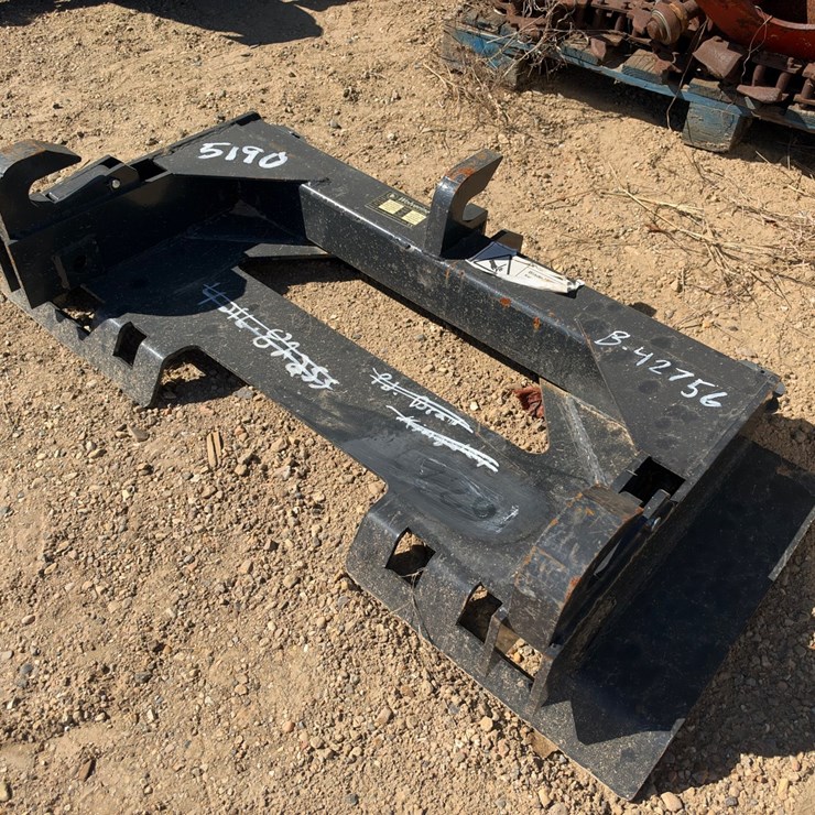 #5190 • 2025 WOLVERINE 3 POINT QUICK ATTACH PLATE