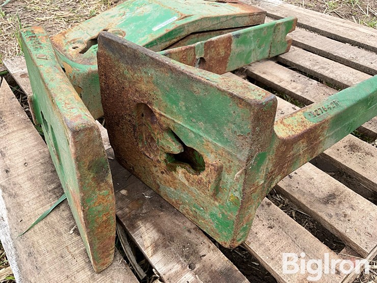 john-deere-tractor-front-stack-starter-weight-brackets-&-slab-weights-image-9