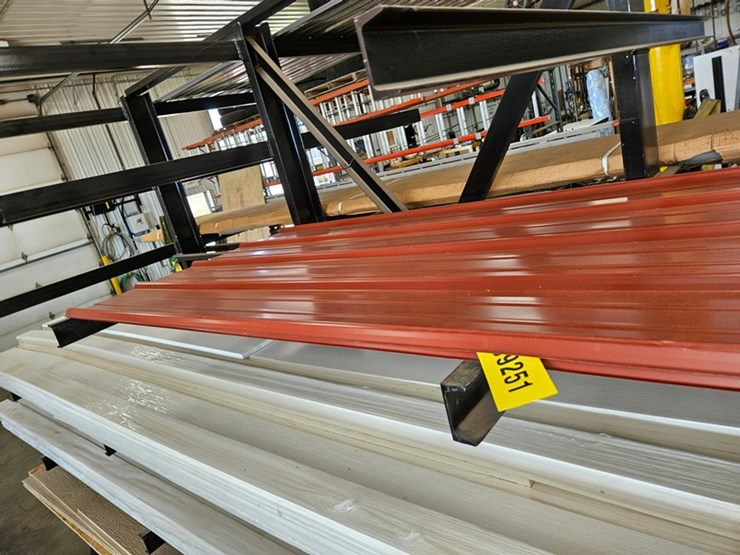 #9251-•-(2)-3'x8'7"-red-steel-siding-image-5